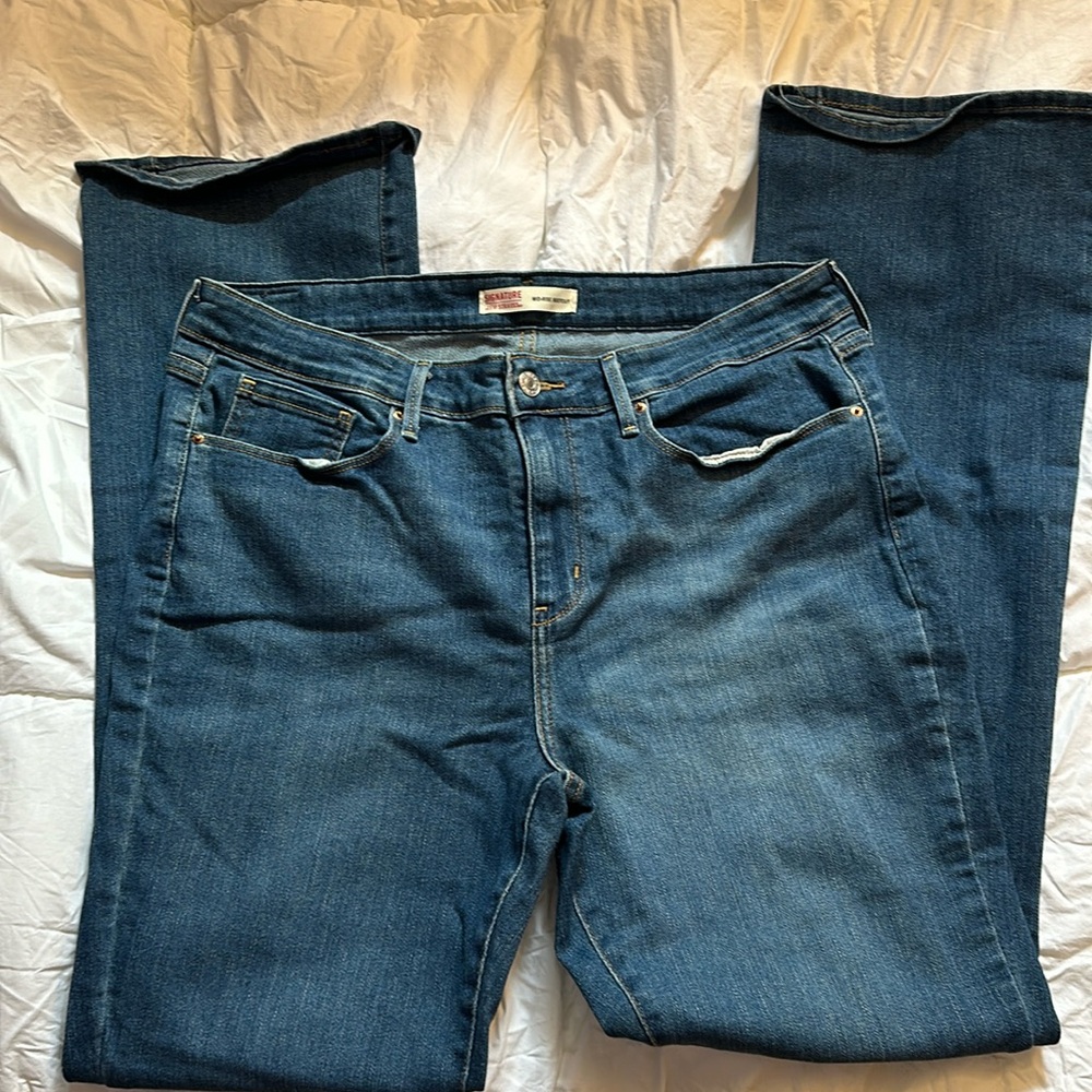 Mid rise Bootcut Jeans